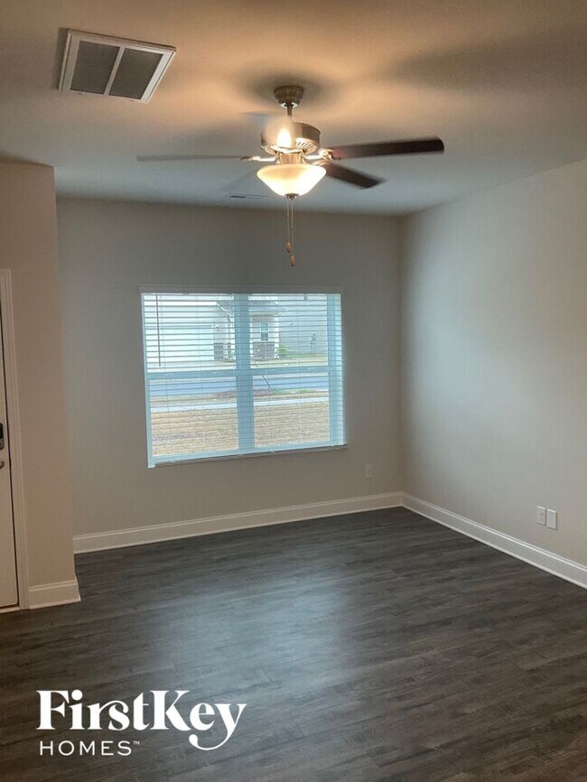 Foto del edificio - 5315 Cobblestone Glen Dr