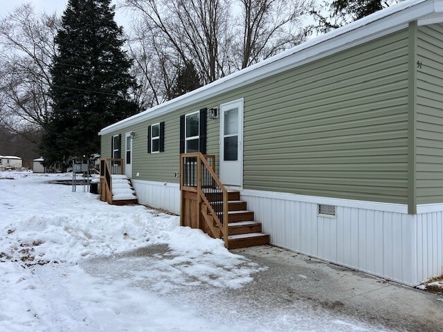 Building Photo - 114 S Red Bud Trail