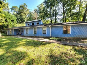 Building Photo - 3166 Big Springs Ct