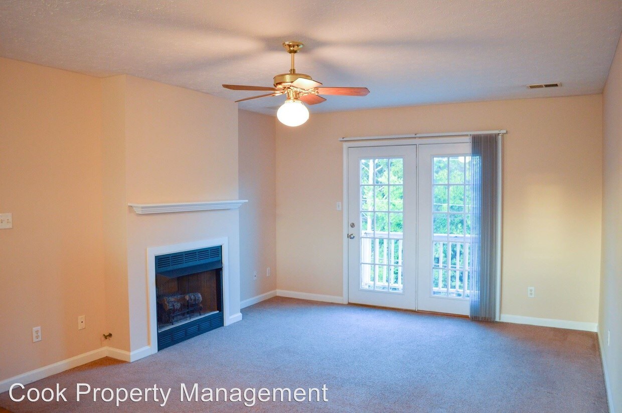 Primary Photo - 2024 Stonehenge Ave
