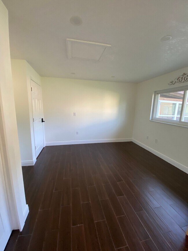 Photo - 1551 Palm Tree Dr Apartment