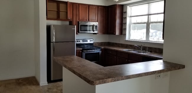 Building Photo - 4308 Hillingdon Bend