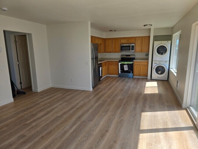 Foto del edificio - 338 SW Woods St