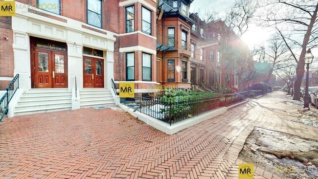 Building Photo - 172 Marlborough St