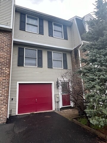 Primary Photo - 4383 Heritage Dr. - 2 bedroom / 1.5 bathro...