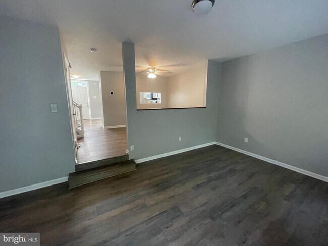 Building Photo - 3214 Rock Creek Ct