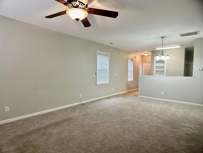 Building Photo - 157 Woodson Dr