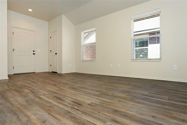 Building Photo - 433 Chalk Hill Ct