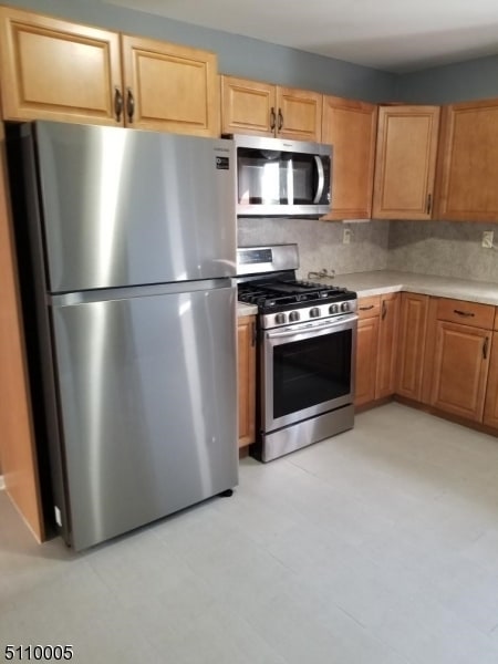 Building Photo - 186 Hoover Ave