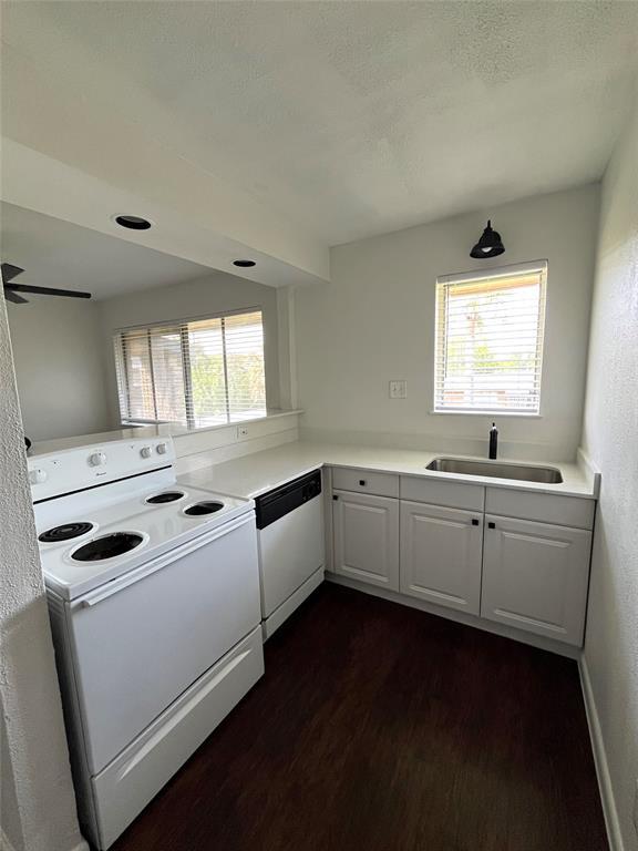 Foto del edificio - 3304 Red River St