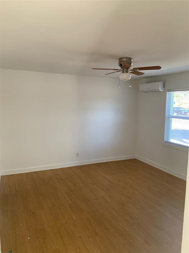 Building Photo - 301 S Ocean Blvd