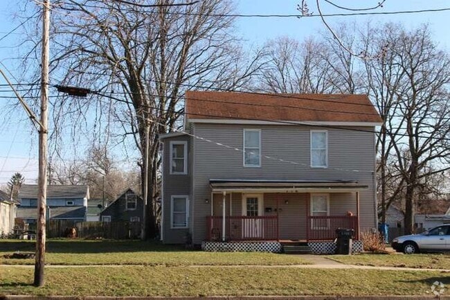 116 Oak St