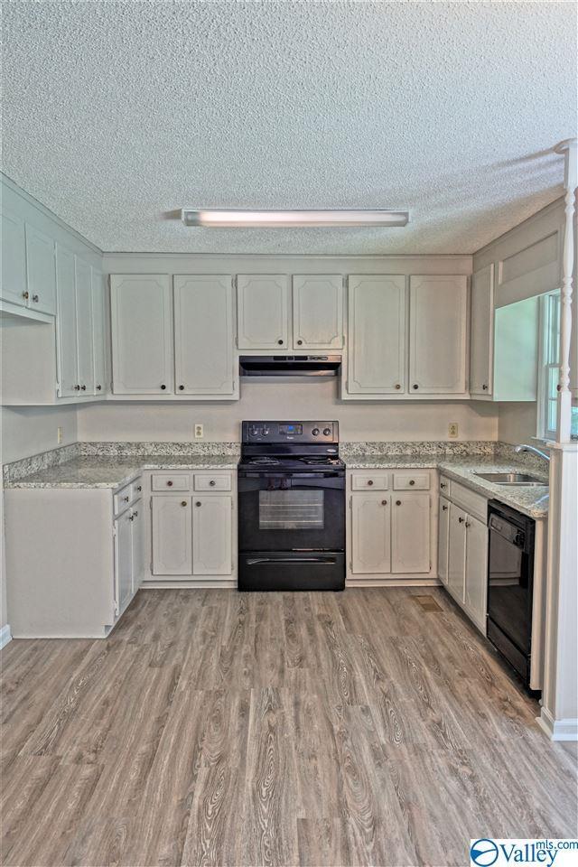 Building Photo - 7505 Doane Dr