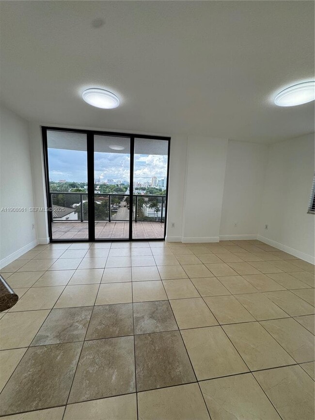 Foto del edificio - 2301 SW 27th Ave