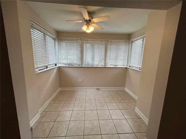 Building Photo - 1016 Wingate Way