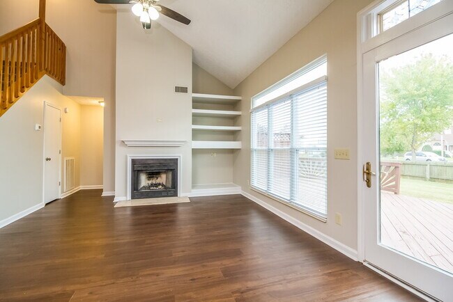 Foto del edificio - 2123 Rocky Fork Rd