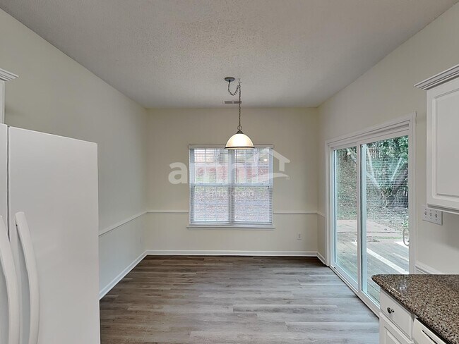 Foto del edificio - 15281 Eric Kyle Dr