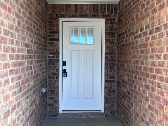 Building Photo - New 3 Bedroom In Webb City!