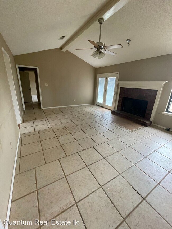 Building Photo - 3 br, 2 bath House - 1806 Oakview Drive
