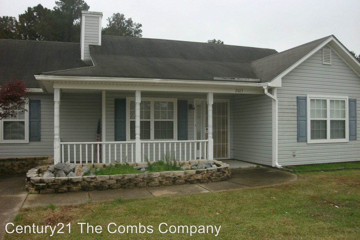 Primary Photo - 3 br, 2 bath House - 2015 Bridgewood Road