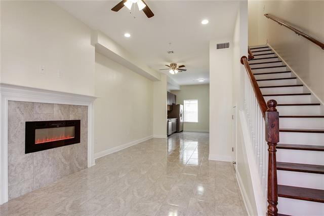Foto del edificio - 55 Carriage Ln