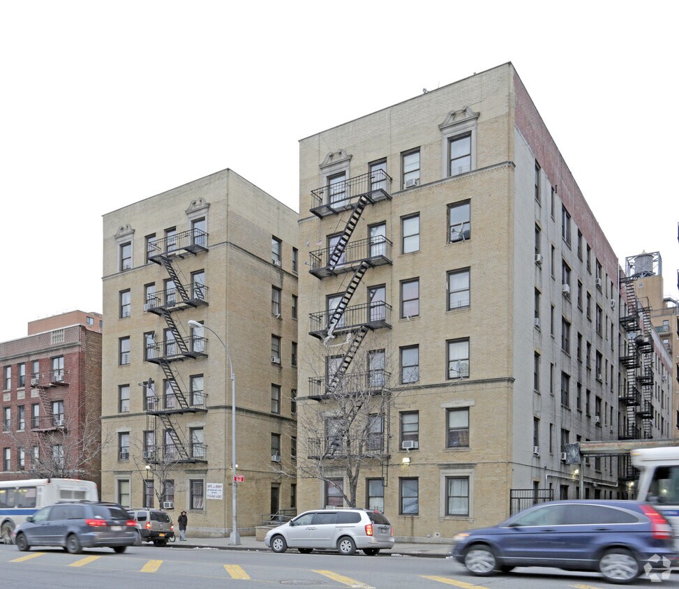 Primary Photo - 14715 Northern Blvd