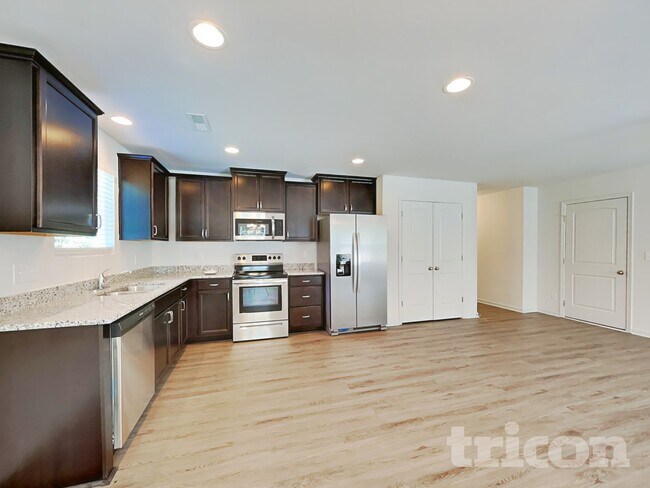 Building Photo - 4945 Westerly Dr