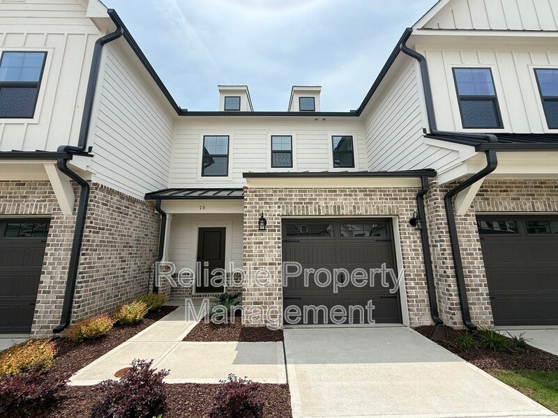 Foto principal - 76 N District Ave