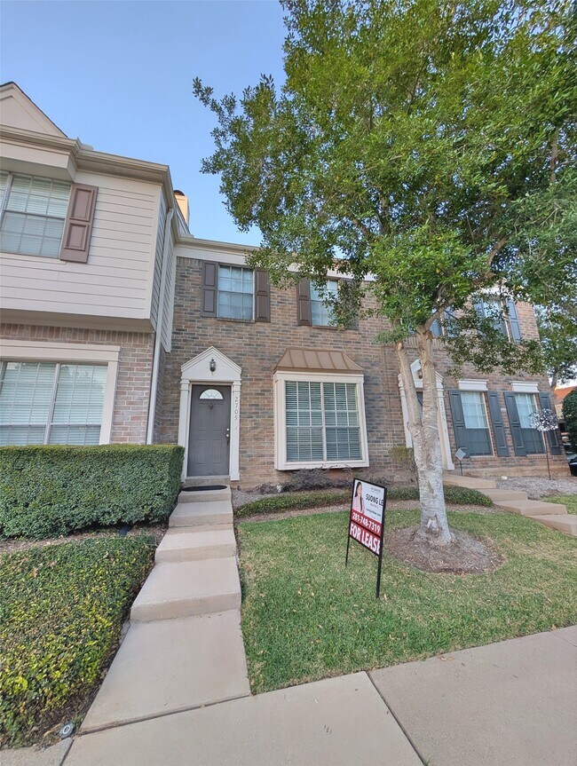 Foto del edificio - 2930 Grants Lake Blvd