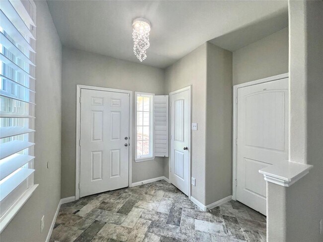 Building Photo - 24722 Allori Ct