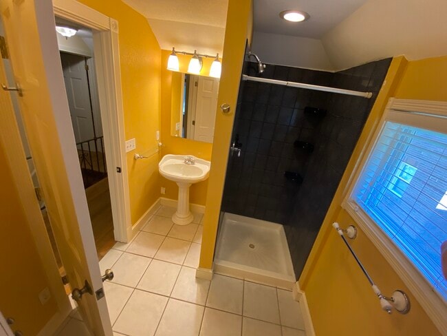 Foto del edificio - 3241 Girard Ave S