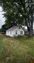 Building Photo - 1842 28th Ave