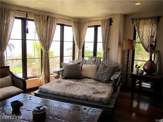 Foto del edificio - 2960 Via Alvarado