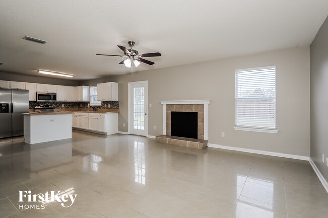 Building Photo - 1240 Loquat Ct