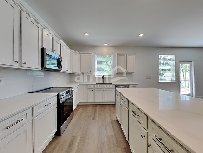 Foto del edificio - 190 Hickory Pointe Rd