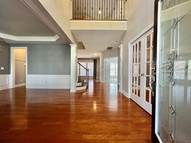 Building Photo - 4 Bedroom, 3.5 Bath w/ 3 Car Garage in Coo...