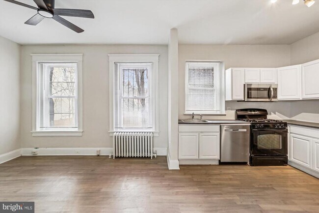 Foto del edificio - 150 Seaton Pl NW