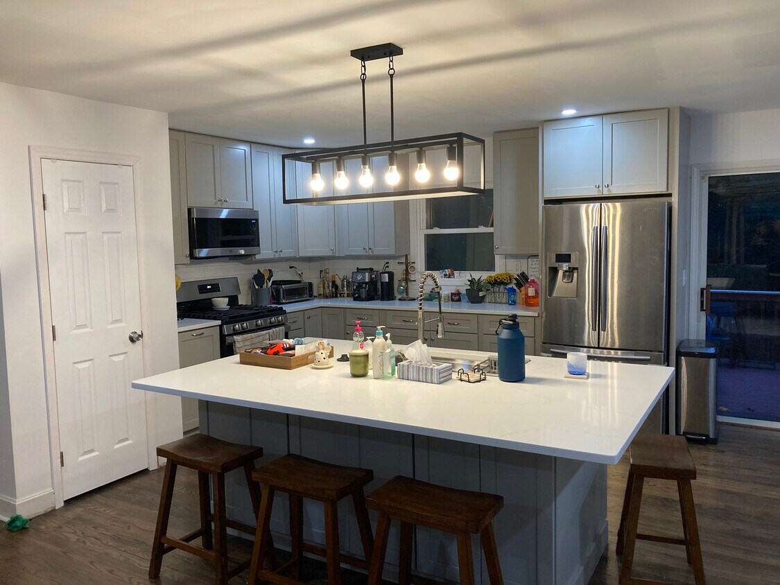 Foto principal - 7208 Rockledge Dr
