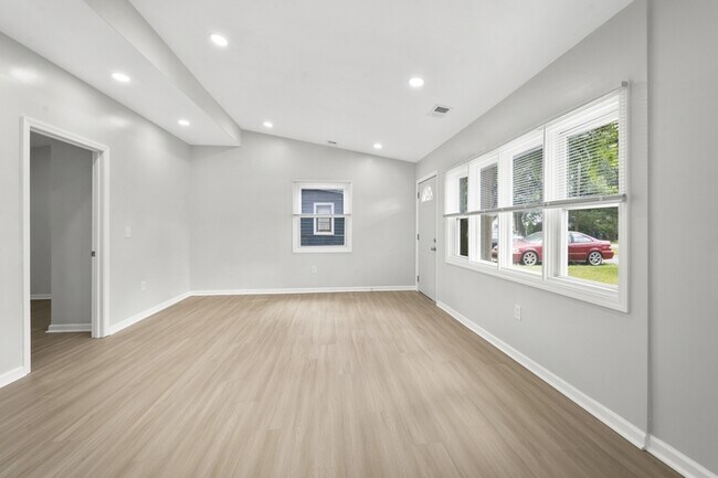 Foto del edificio - 8032 Bywater St