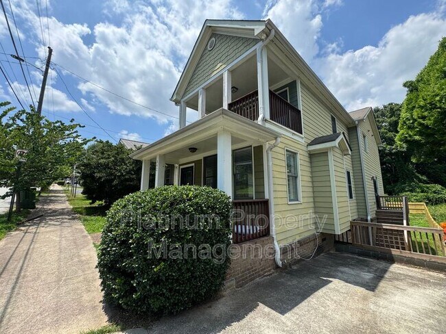 Foto del edificio - 142 Little St SE