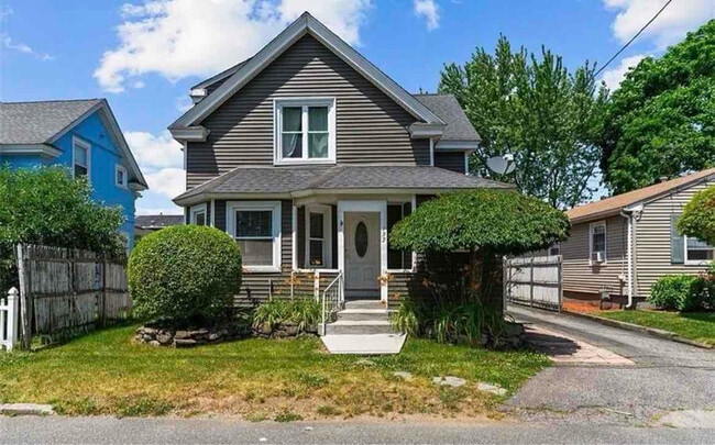 Building Photo - 123 Columbine Ave