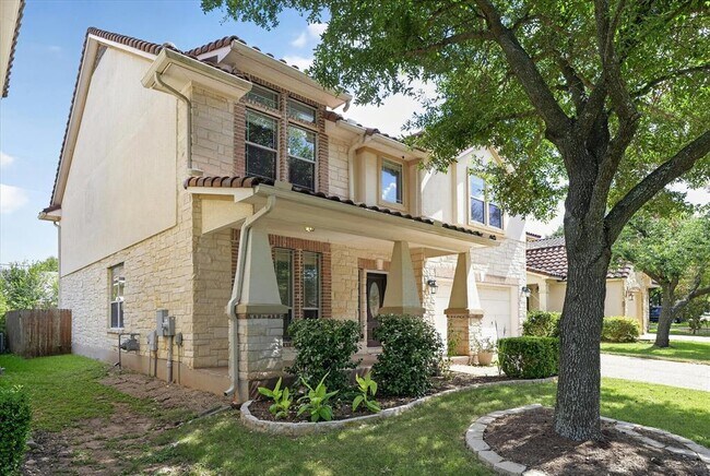 Building Photo - 15324 Interlachen Dr