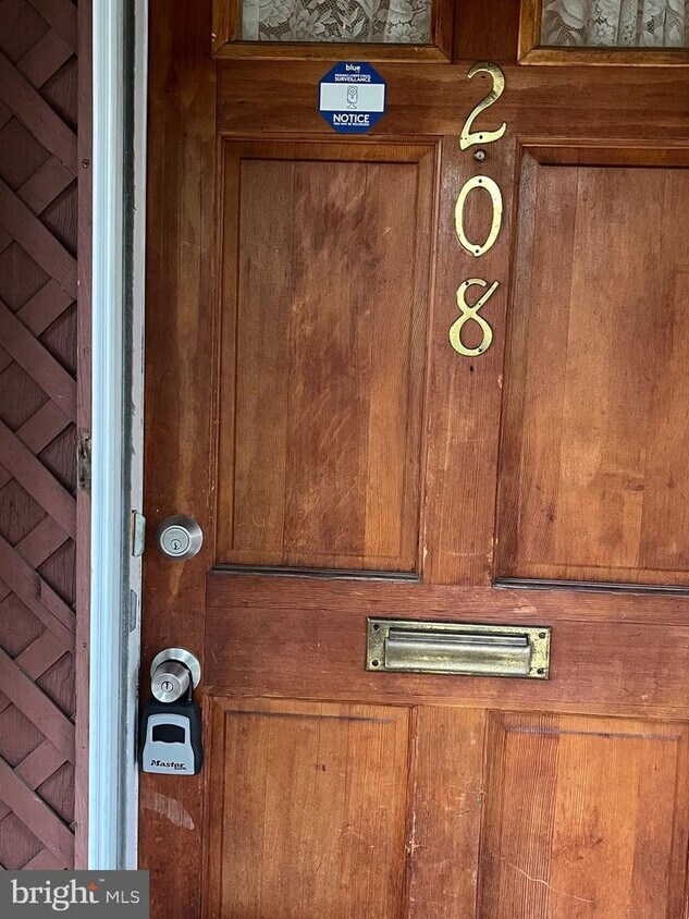 Primary Photo - 208 Garnet Dr