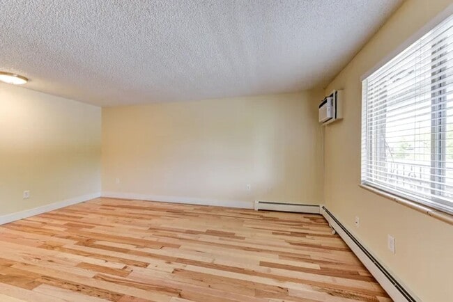 Photo - 263 N Grant St Apartment