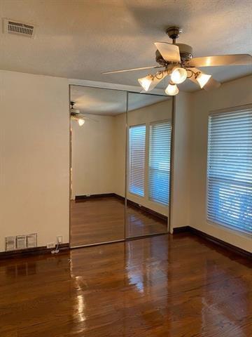 Foto del edificio - 6312 Hickory Hill Dr