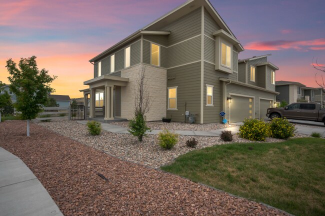 Building Photo - 1711 Peak Pr Ln