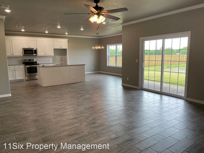 Foto del edificio - 3 br, 2 bath House - 12 Fawn Rd