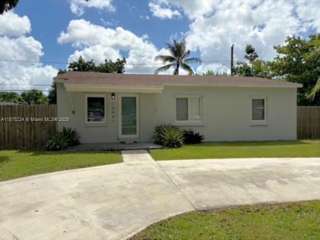 Foto principal - 14941 Tyler St