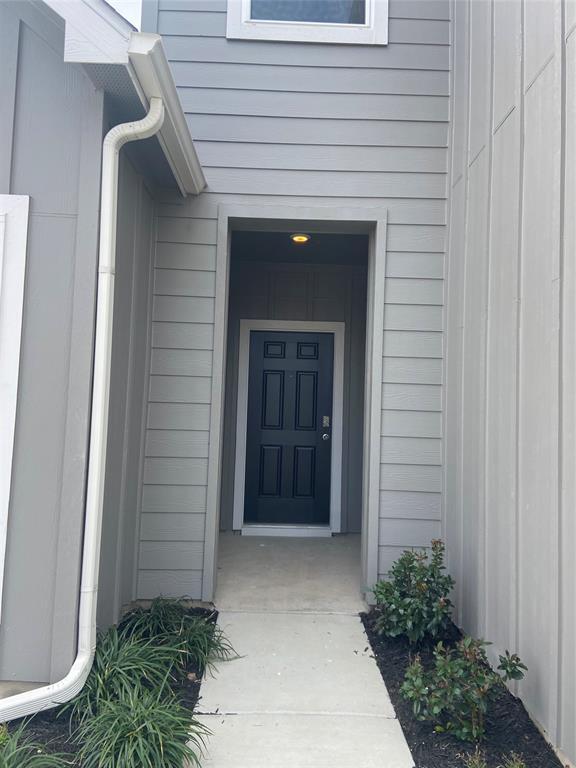 Building Photo - 310 Merriman Rd