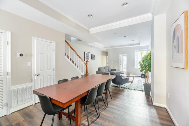 Foto del edificio - 1330 Fairmont St NW